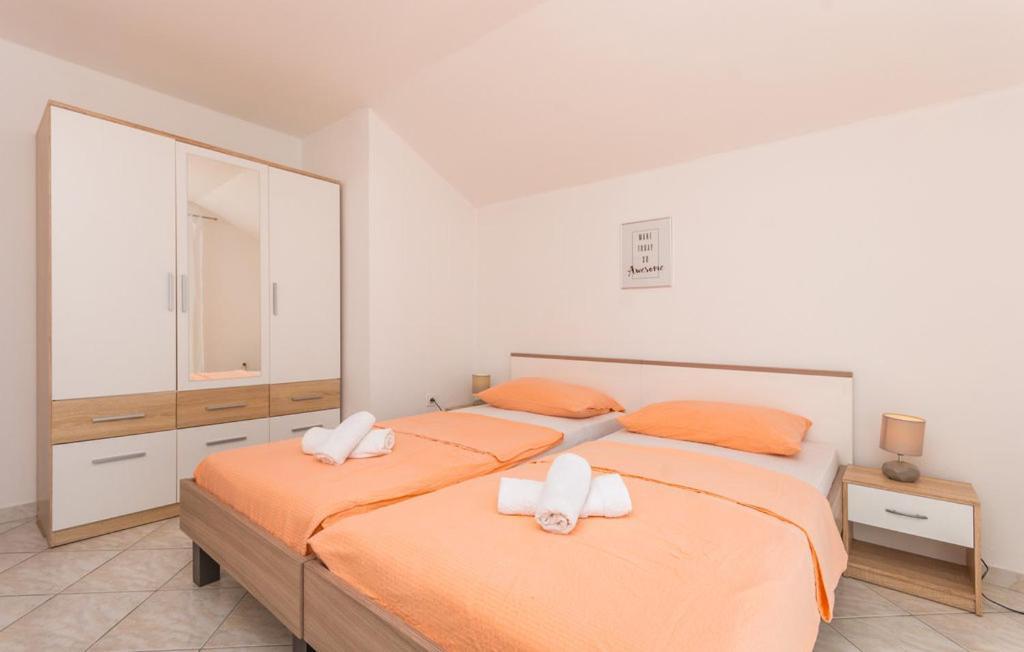 Apartments Mikulic Biograd Na Moru Exterior photo